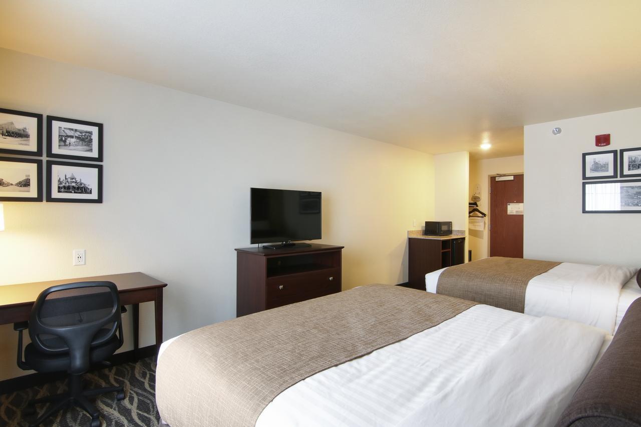 Cobblestone Inn & Suites - Menomonie/Uw-Stout Zewnętrze zdjęcie
