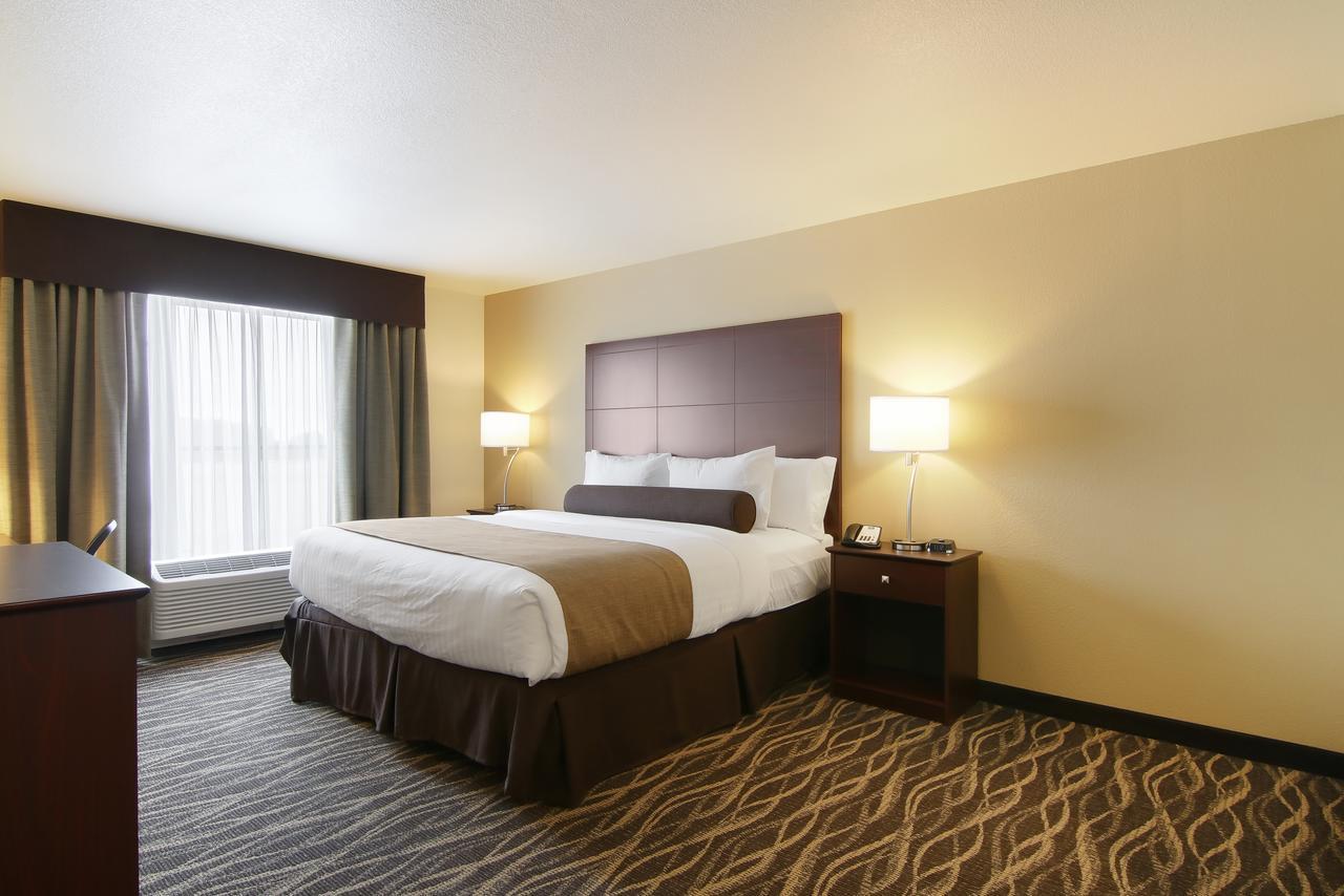 Cobblestone Inn & Suites - Menomonie/Uw-Stout Zewnętrze zdjęcie