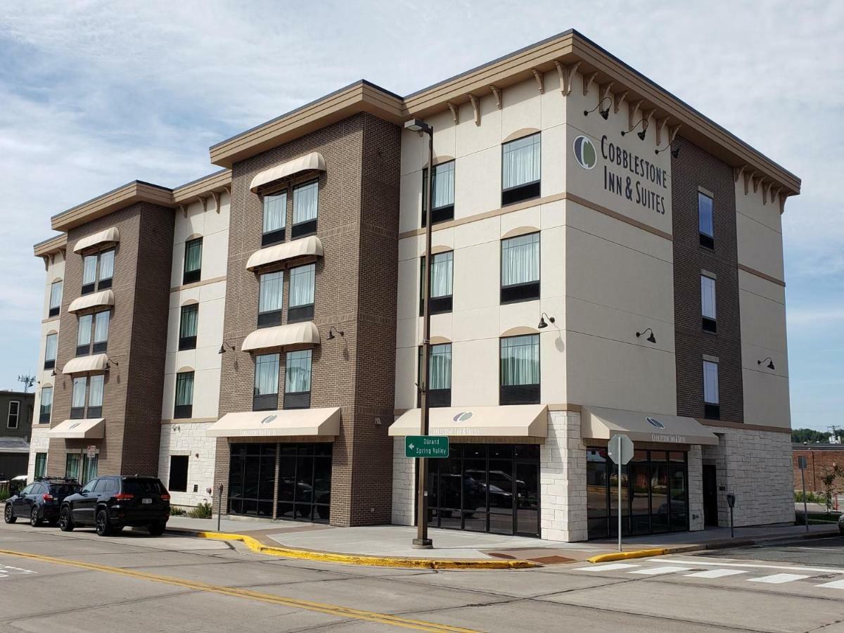 Cobblestone Inn & Suites - Menomonie/Uw-Stout Zewnętrze zdjęcie